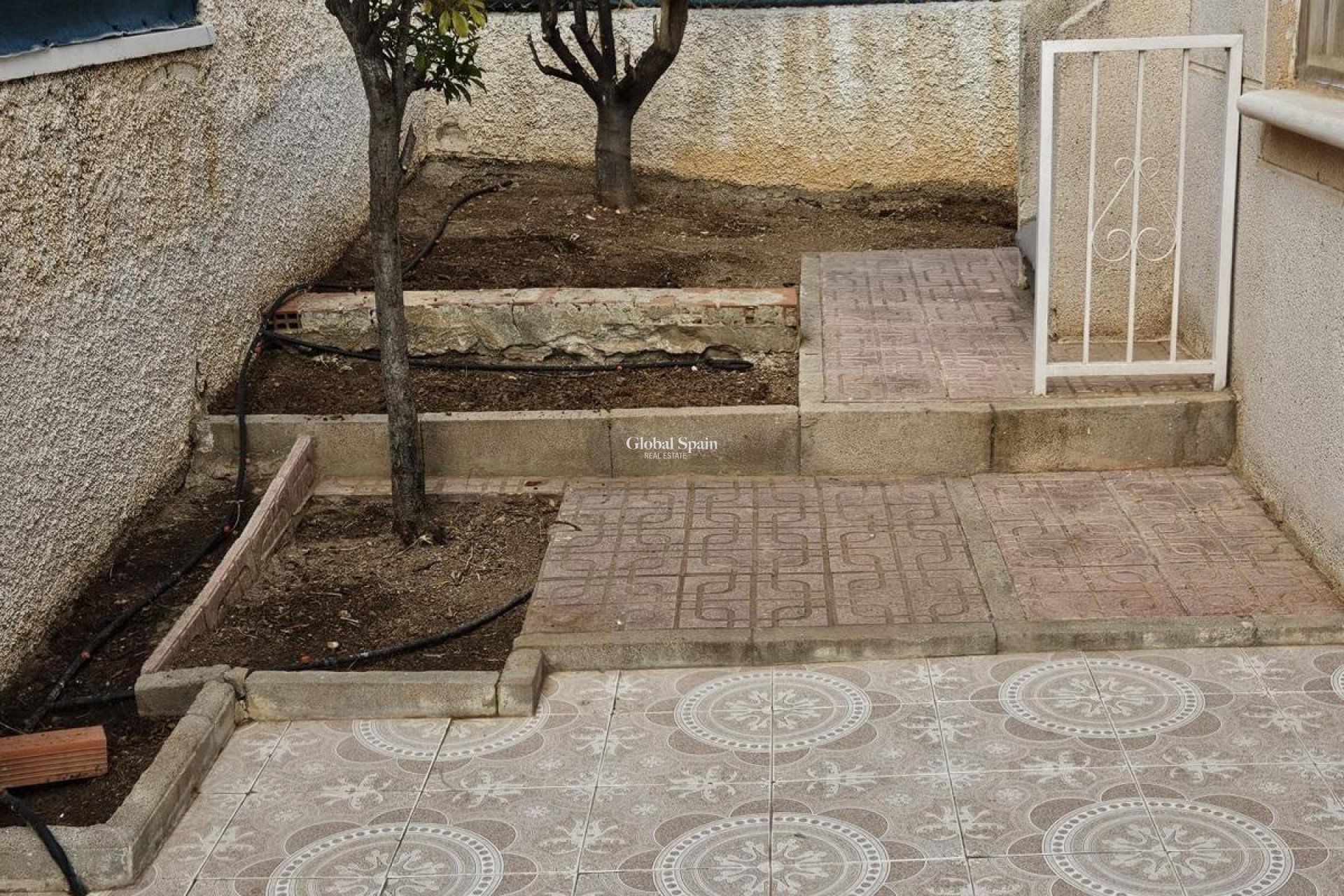 Resale - HOUSE -
ORIHUELA COSTA - LOS BALCONES - LOS ALTOS