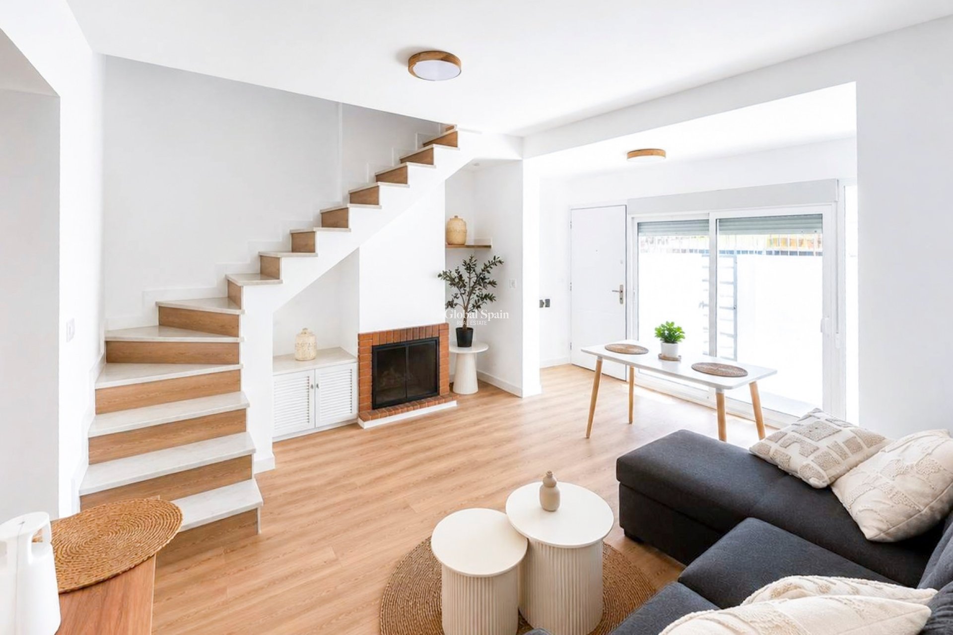 Resale - HOUSE -
ORIHUELA COSTA - LOS BALCONES - LOS ALTOS