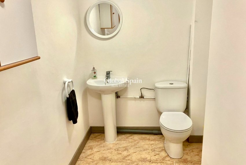 Resale - HOUSE -
ORIHUELA COSTA - LOS BALCONES - LOS ALTOS