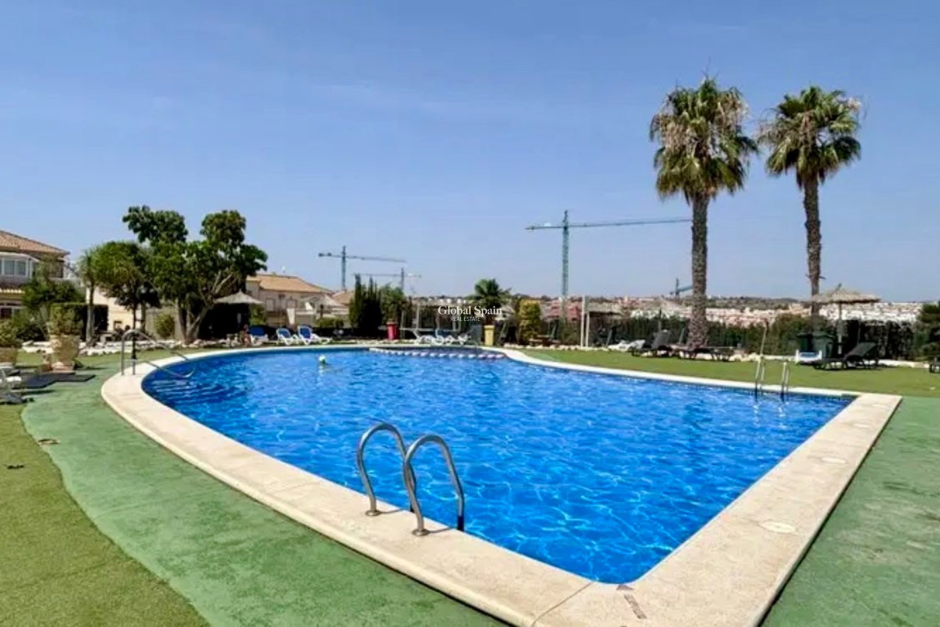 Resale - HOUSE -
ORIHUELA COSTA - LOS BALCONES - LOS ALTOS