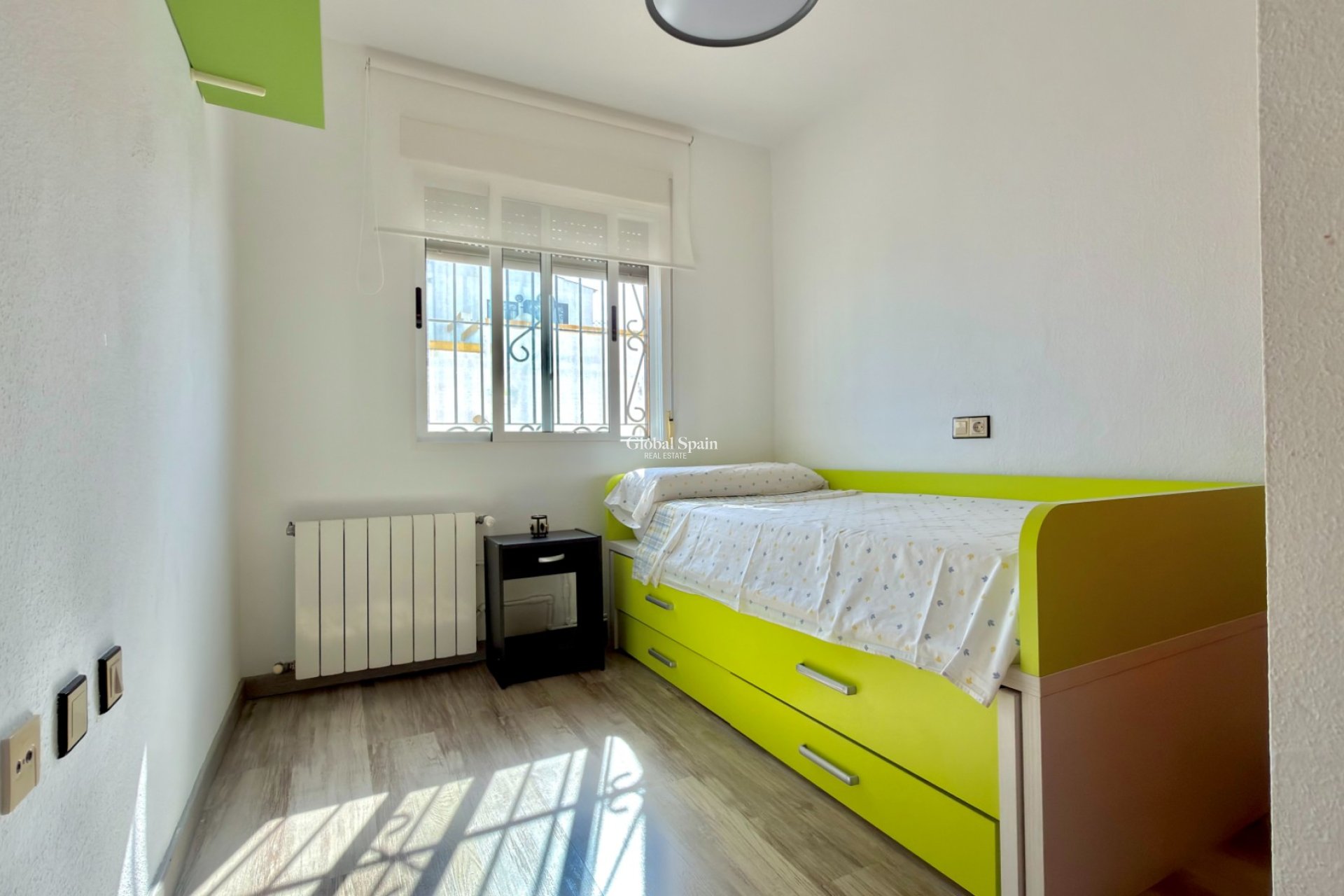 Resale - HOUSE -
ORIHUELA COSTA - LOS BALCONES - LOS ALTOS