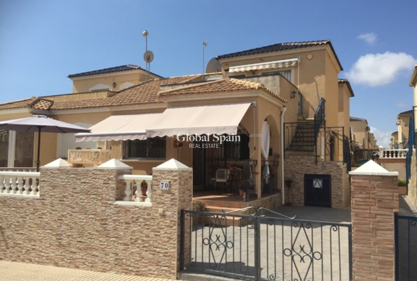 Resale - House -
ORIHUELA COSTA - LOS BALCONES - LOS ALTOS