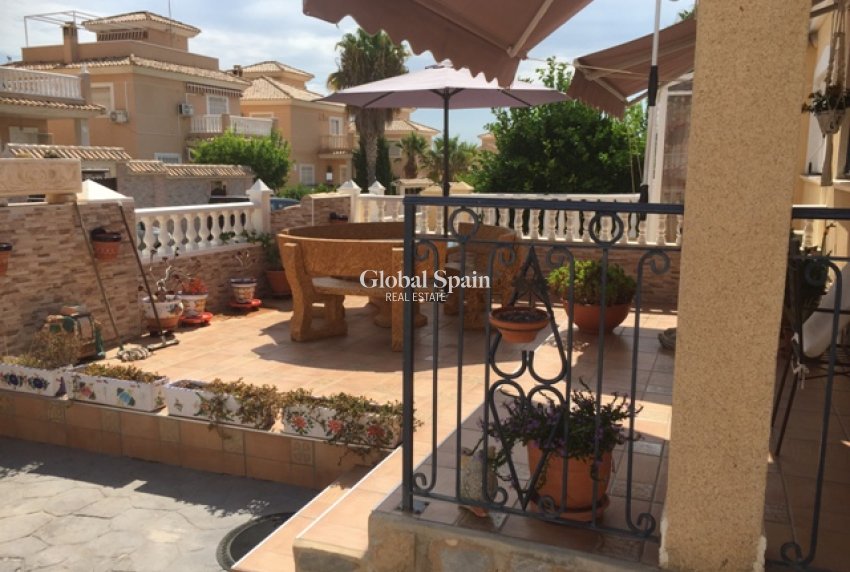 Resale - House -
ORIHUELA COSTA - LOS BALCONES - LOS ALTOS