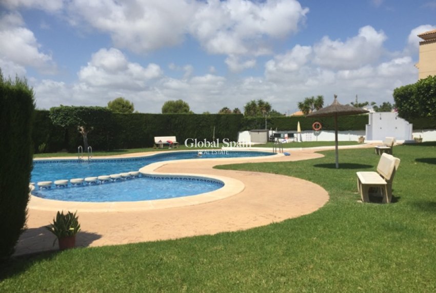 Resale - House -
ORIHUELA COSTA - LOS BALCONES - LOS ALTOS