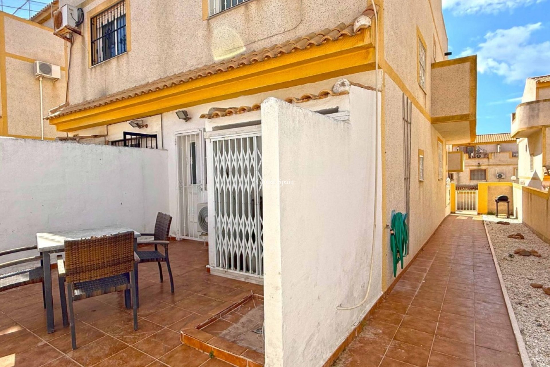 Resale - HOUSE -
ORIHUELA COSTA - LOS BALCONES - LOS ALTOS
