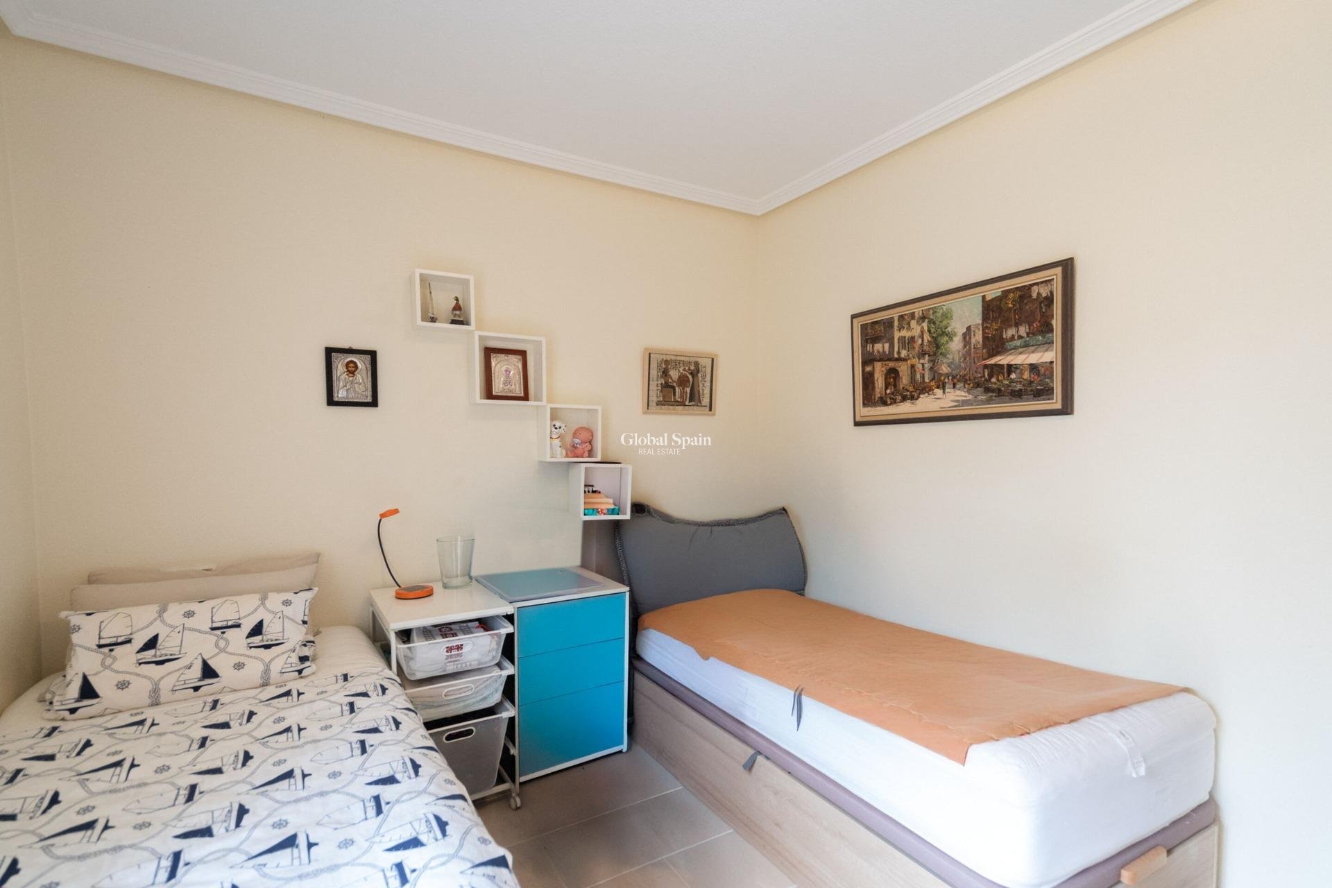 Resale - HOUSE -
ORIHUELA COSTA - Los Dolses