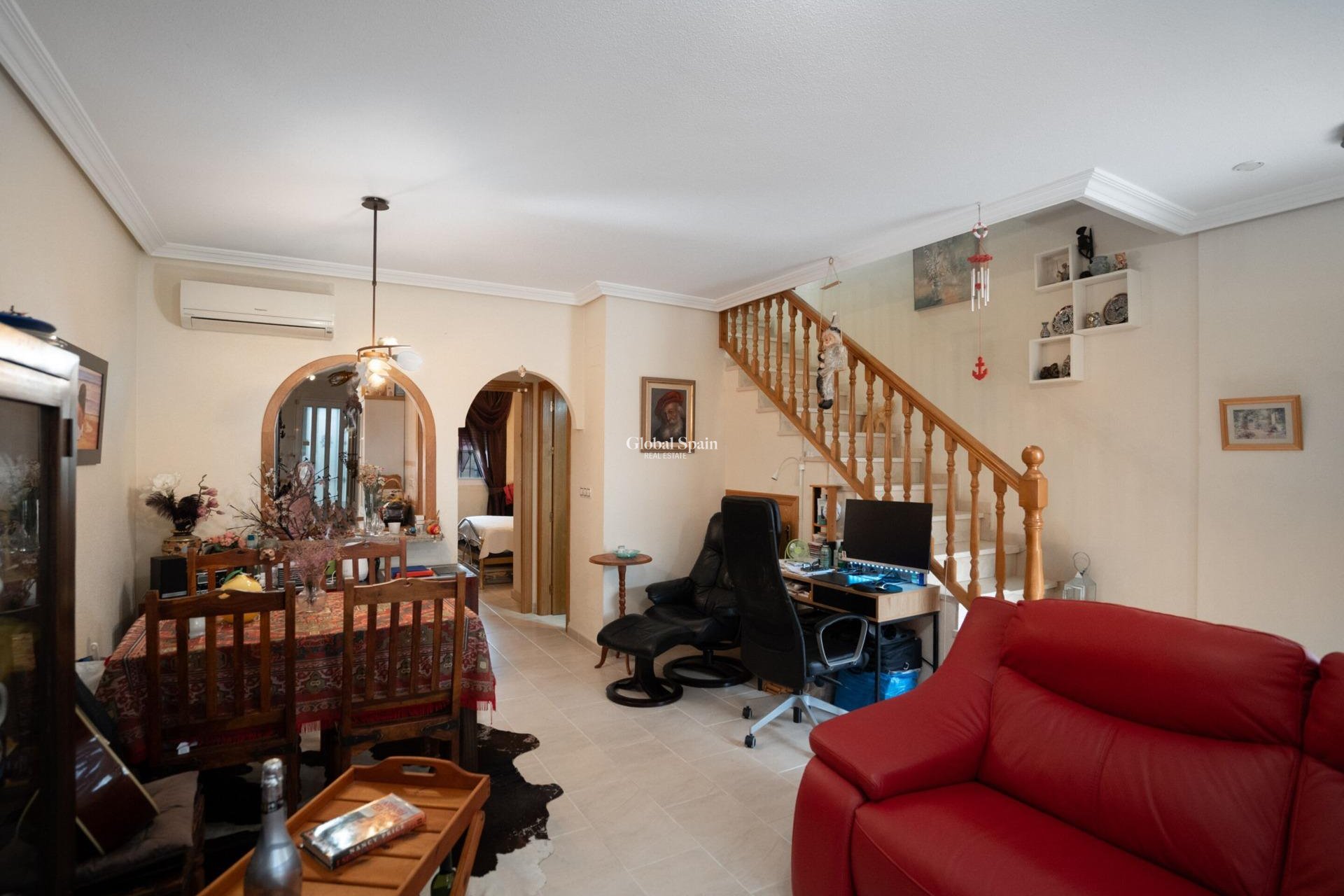 Resale - HOUSE -
ORIHUELA COSTA - Los Dolses