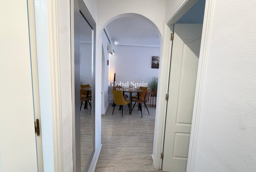 Resale - HOUSE -
ORIHUELA COSTA - Los Dolses