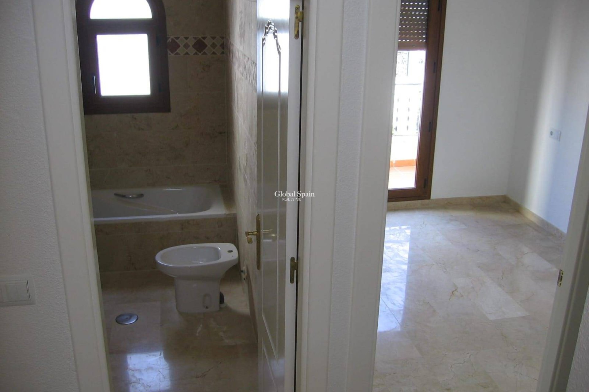 Resale - HOUSE -
ORIHUELA COSTA - PAU 8