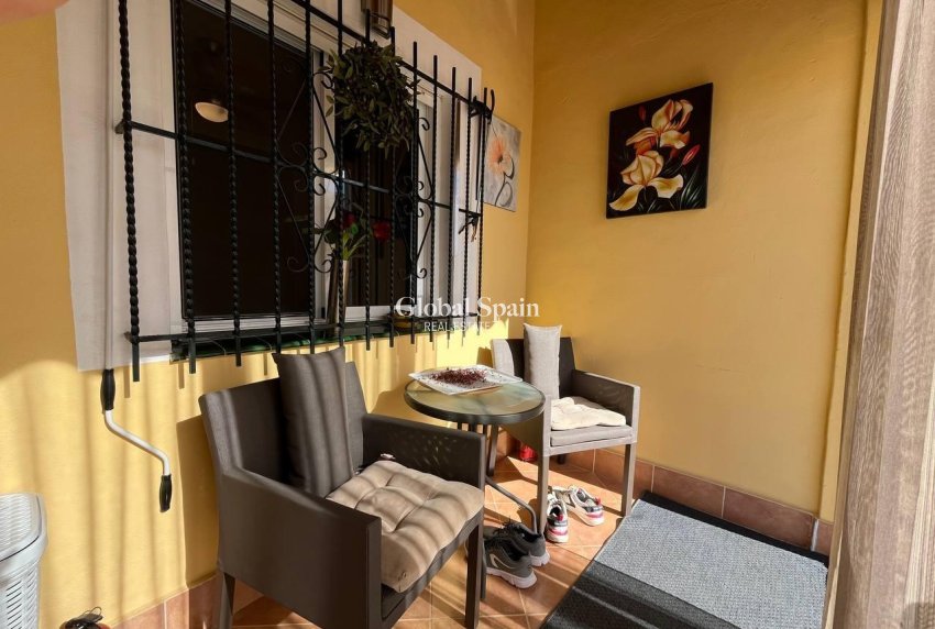 Resale - HOUSE -
ORIHUELA COSTA - Playa Flamenca