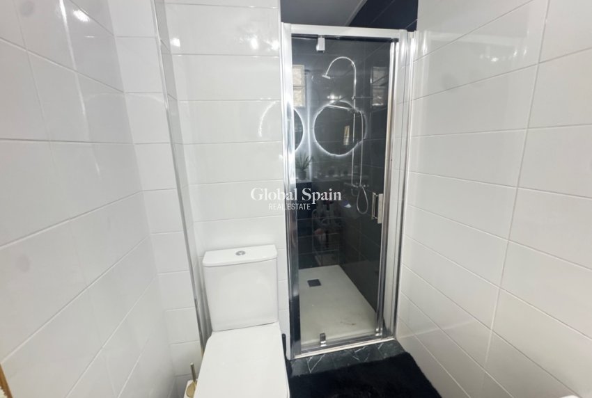 Resale - House -
ORIHUELA COSTA - Playa Flamenca