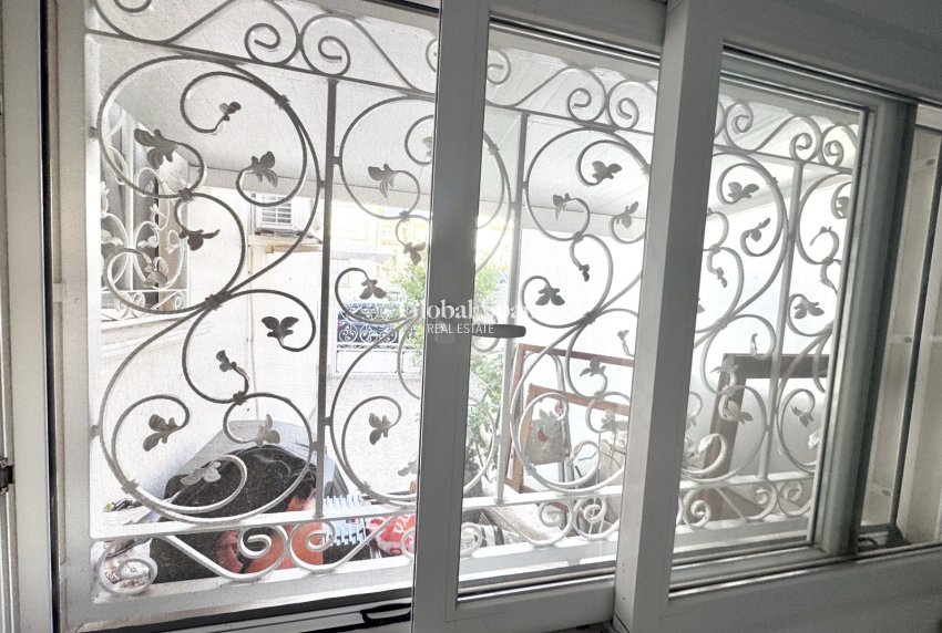 Resale - HOUSE -
ORIHUELA COSTA - Playa Flamenca