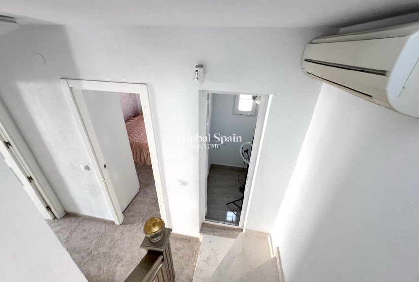 Resale - HOUSE -
ORIHUELA COSTA - Playa Flamenca