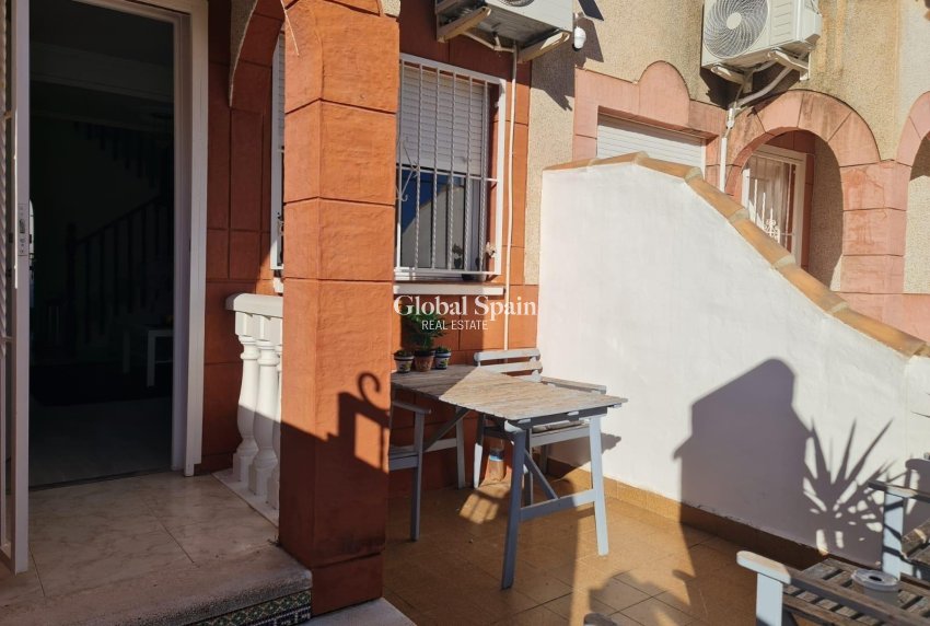 Resale - HOUSE -
ORIHUELA COSTA - Playa Flamenca