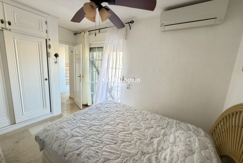 Resale - HOUSE -
ORIHUELA COSTA - Playa Flamenca