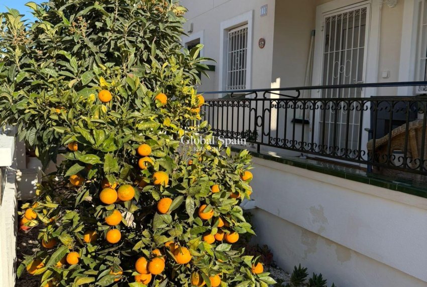 Resale - HOUSE -
ORIHUELA COSTA - Playa Flamenca