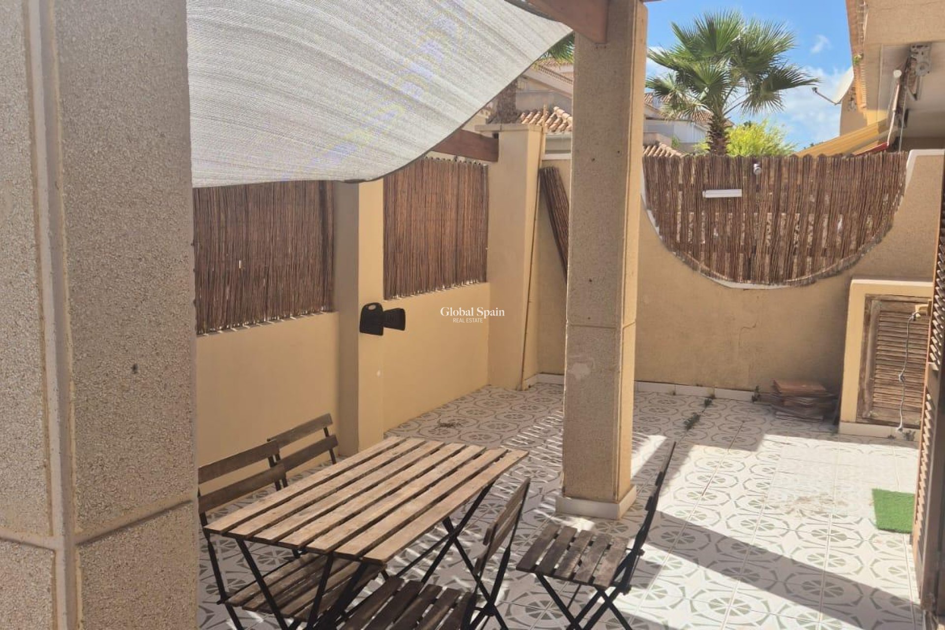 Resale - HOUSE -
ORIHUELA COSTA - Playa Flamenca