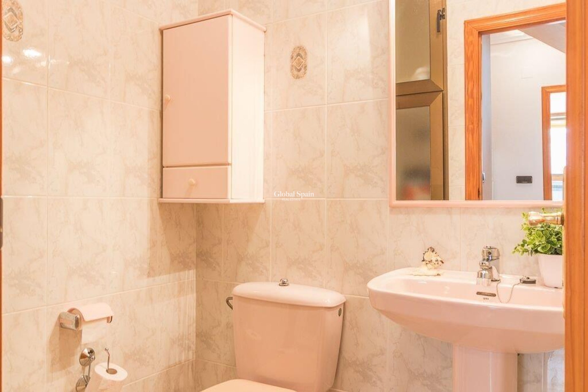 Resale - HOUSE -
ORIHUELA COSTA - Playa Flamenca