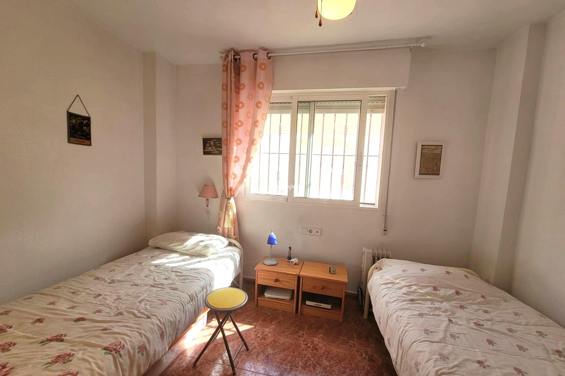 Resale - HOUSE -
ORIHUELA COSTA - Playa Flamenca