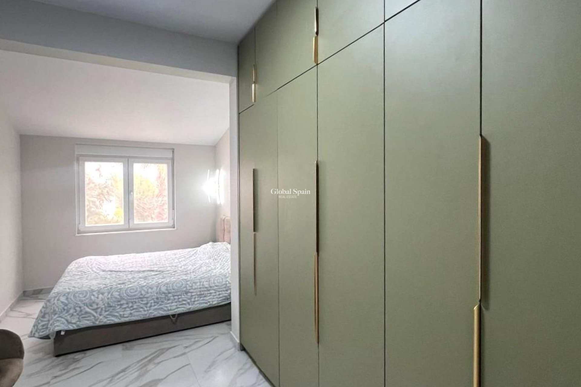 Resale - HOUSE -
ORIHUELA COSTA - Playa Flamenca