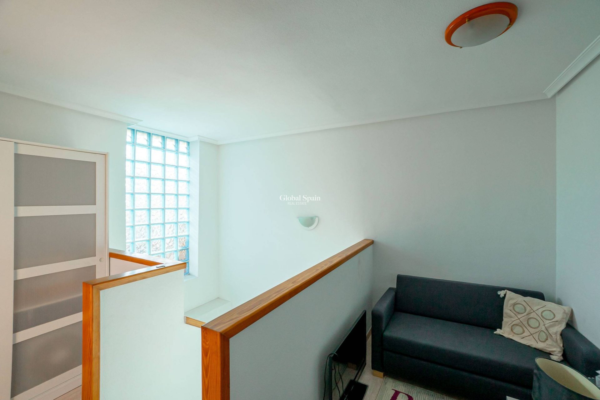 Resale - HOUSE -
ORIHUELA COSTA - Playa Flamenca