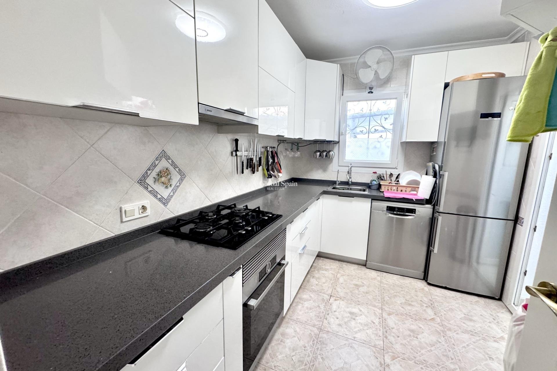 Resale - HOUSE -
ORIHUELA COSTA - Playa Flamenca