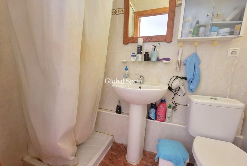 Resale - HOUSE -
ORIHUELA COSTA - Playa Flamenca