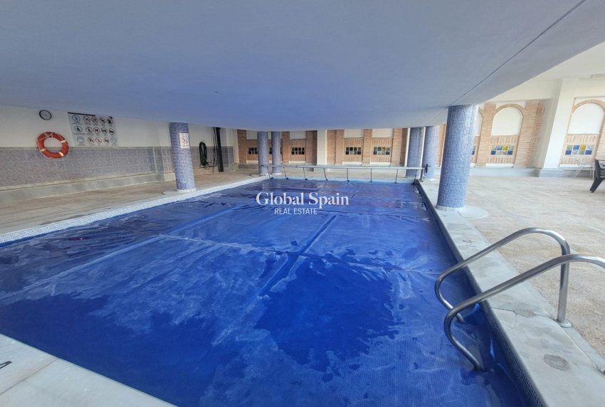 Resale - HOUSE -
ORIHUELA COSTA - Playa Flamenca