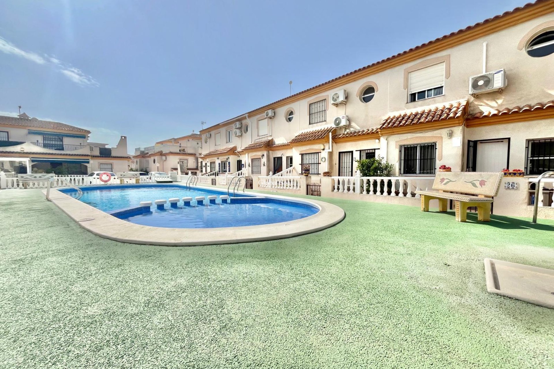 Resale - HOUSE -
ORIHUELA COSTA - Playa Flamenca