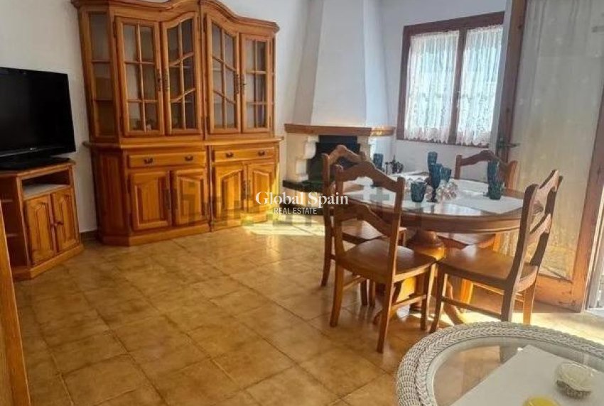 Resale - HOUSE -
ORIHUELA COSTA - Playa Flamenca