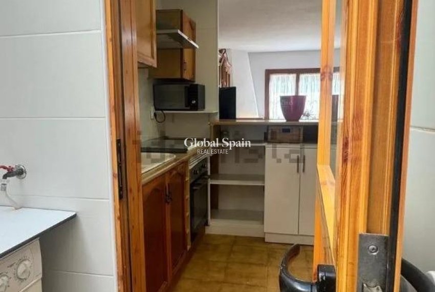 Resale - HOUSE -
ORIHUELA COSTA - Playa Flamenca