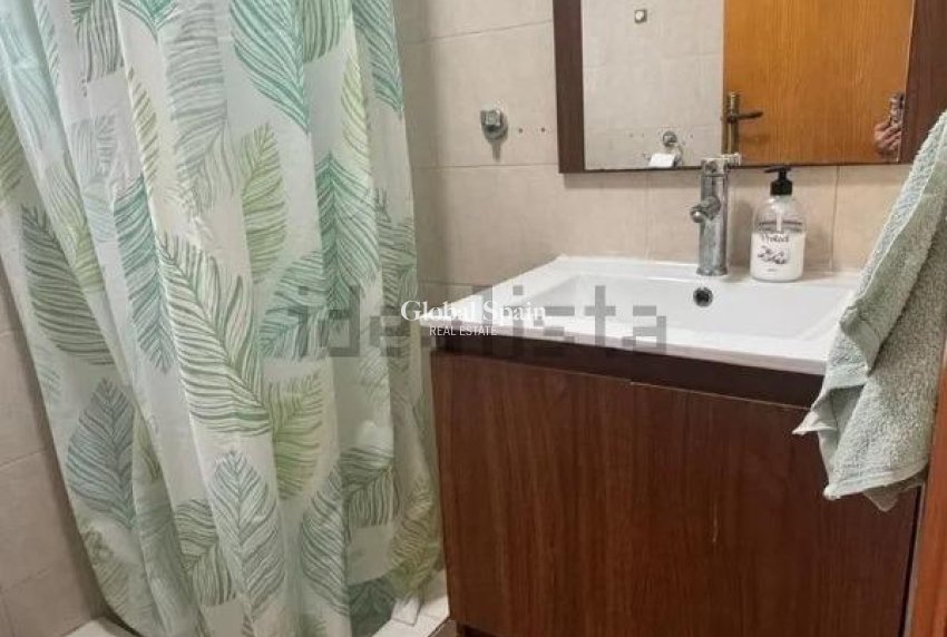 Resale - HOUSE -
ORIHUELA COSTA - Playa Flamenca