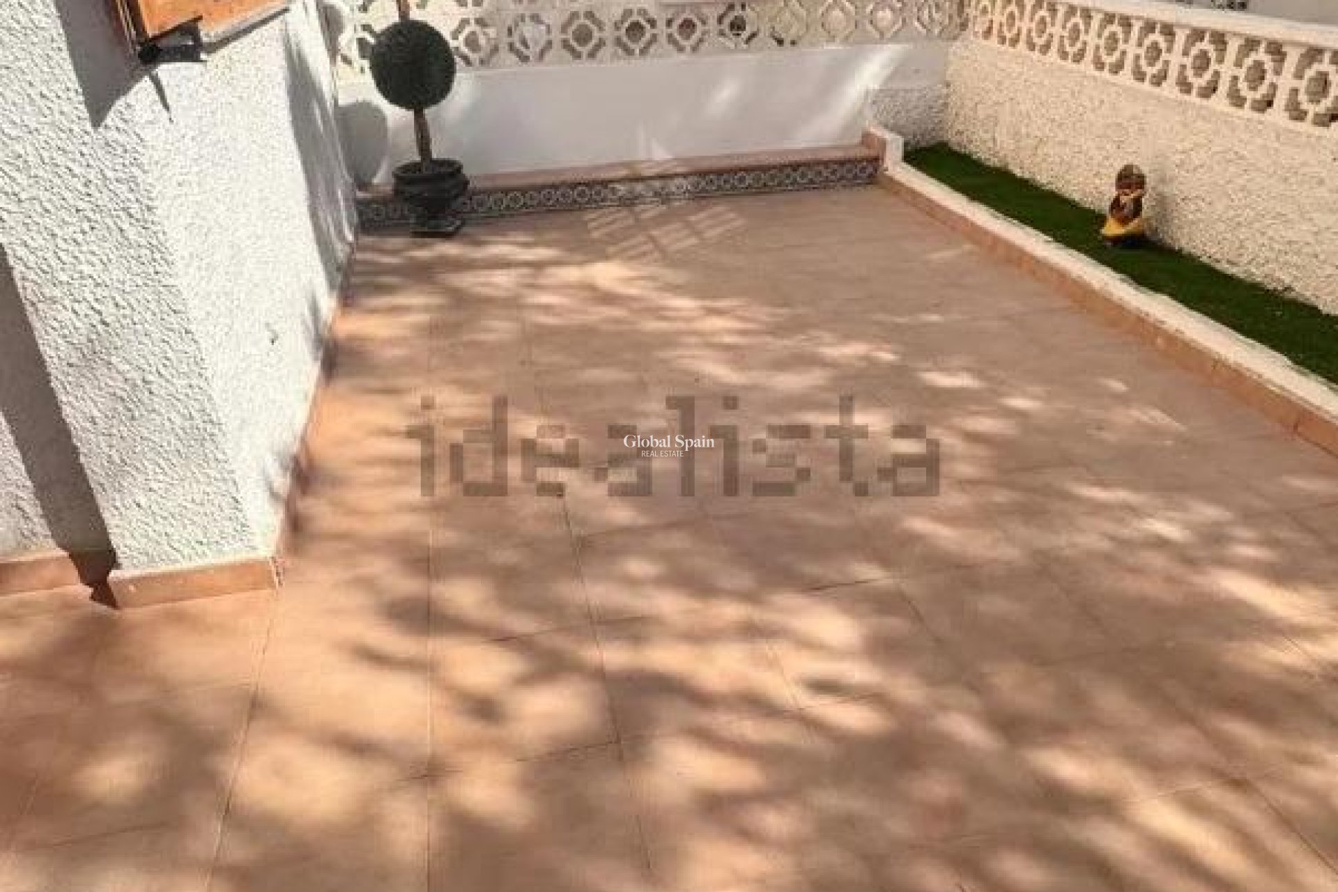 Resale - HOUSE -
ORIHUELA COSTA - Playa Flamenca