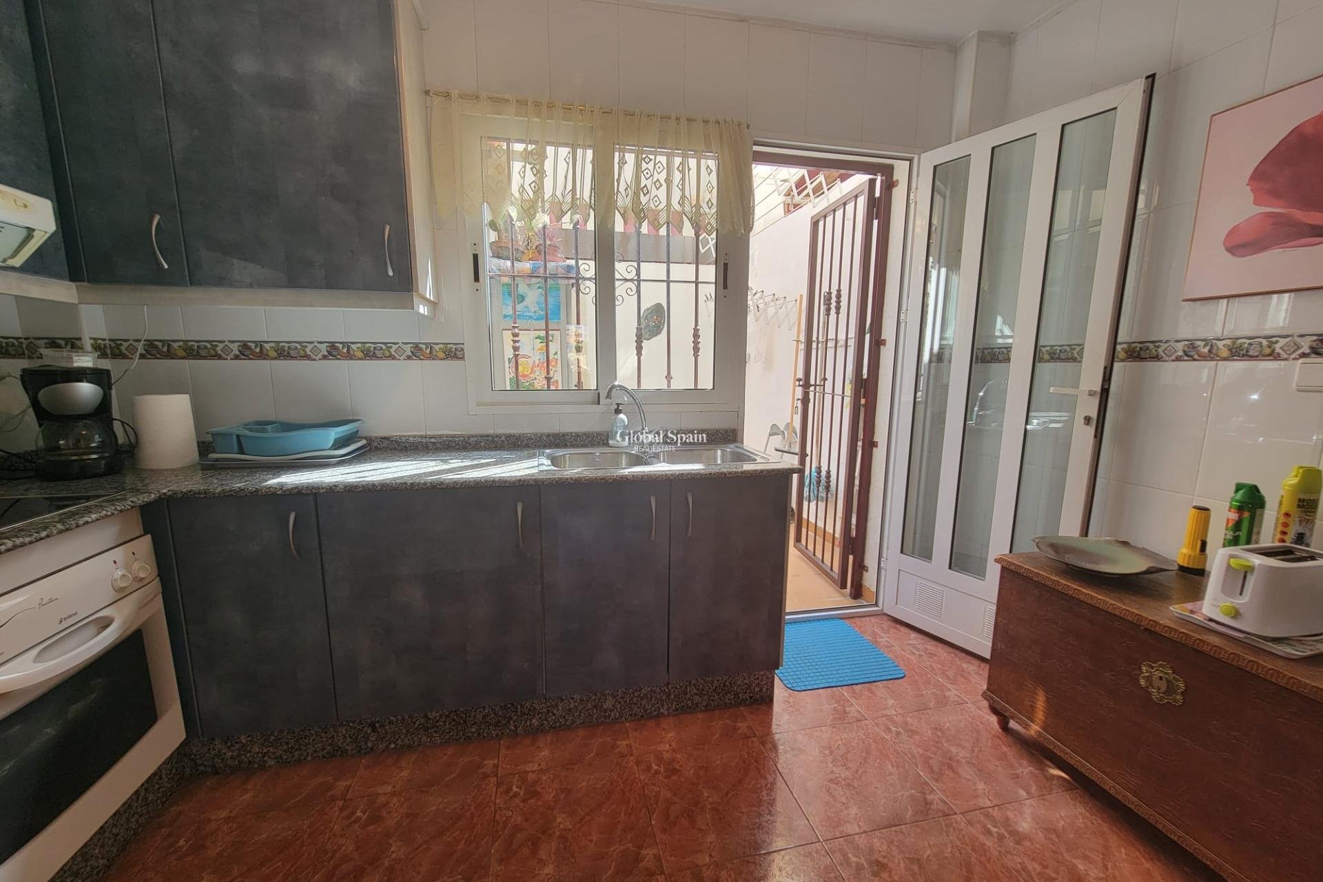 Resale - HOUSE -
ORIHUELA COSTA - Playa Flamenca