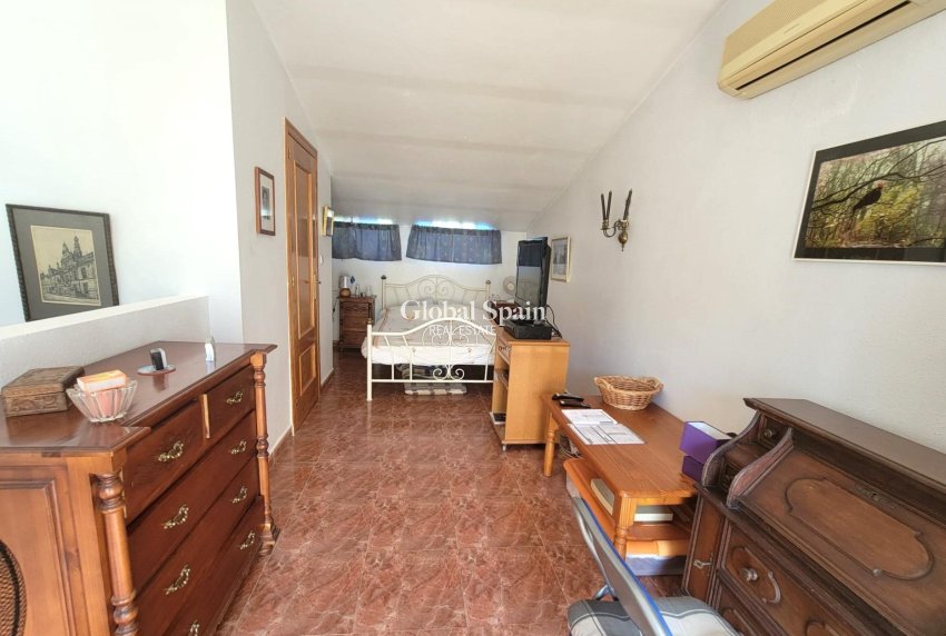 Resale - HOUSE -
ORIHUELA COSTA - Playa Flamenca