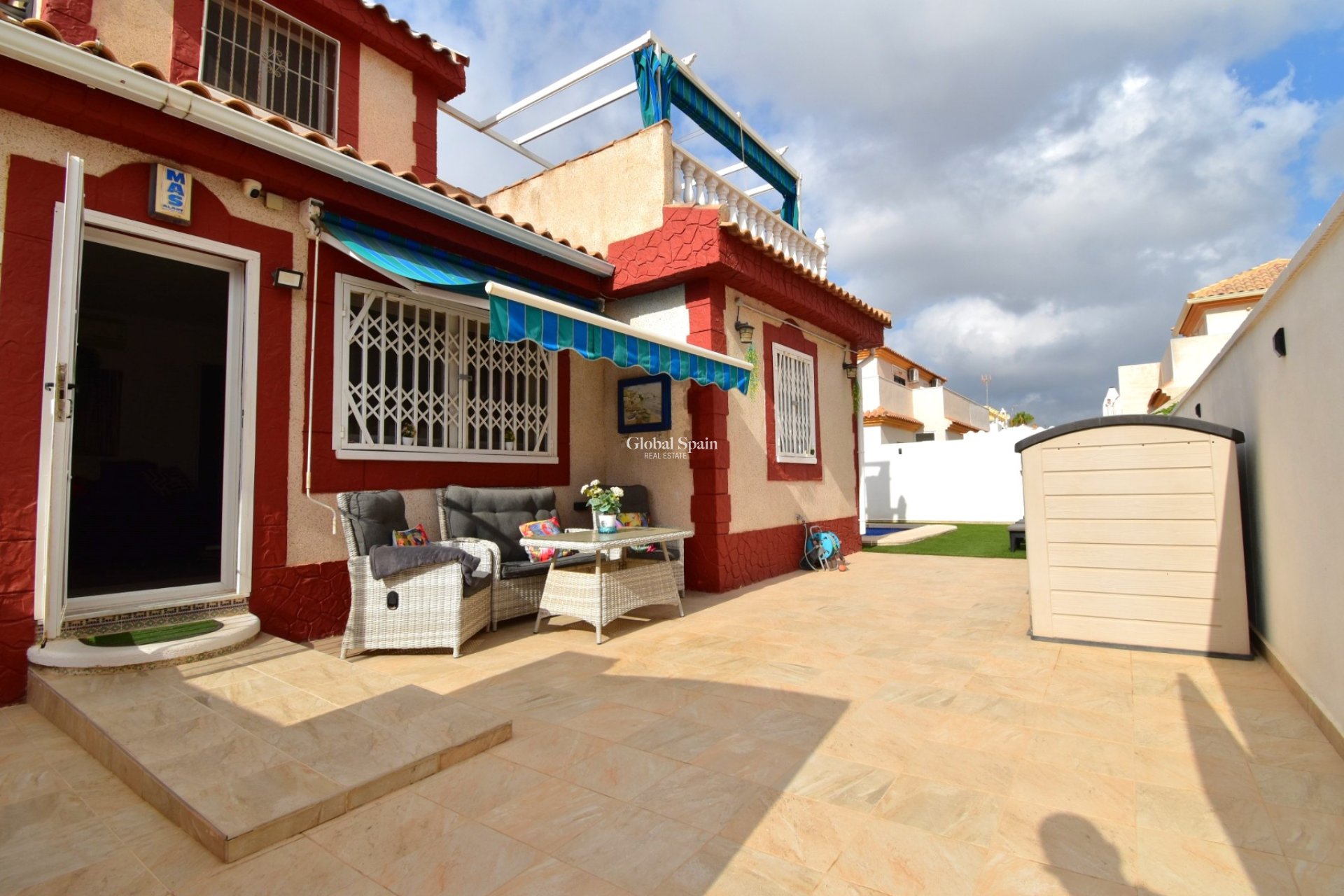 Resale - HOUSE -
Orihuela Costa - Playa Flamenca