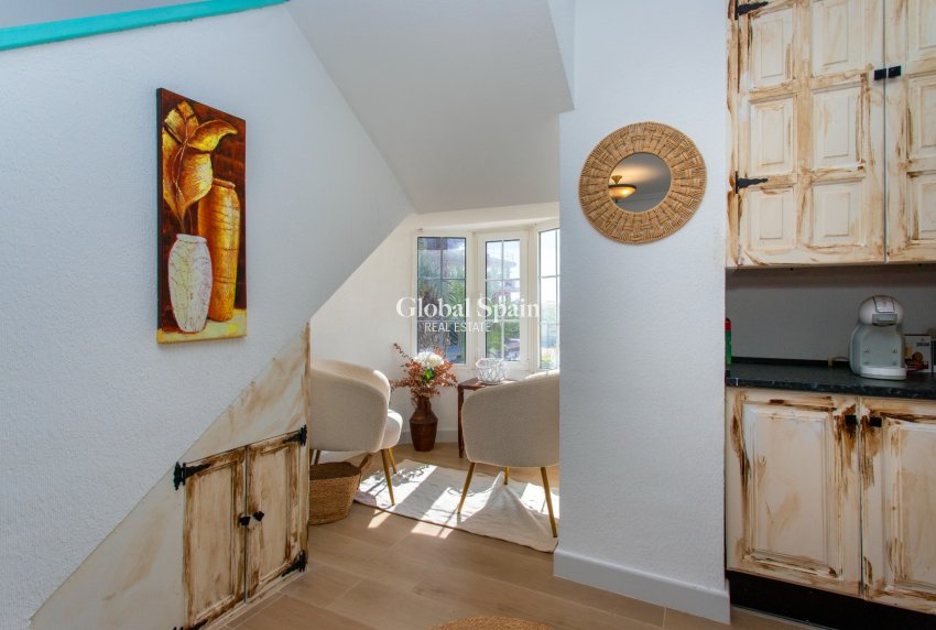 Resale - HOUSE -
ORIHUELA COSTA - Playa Flamenca