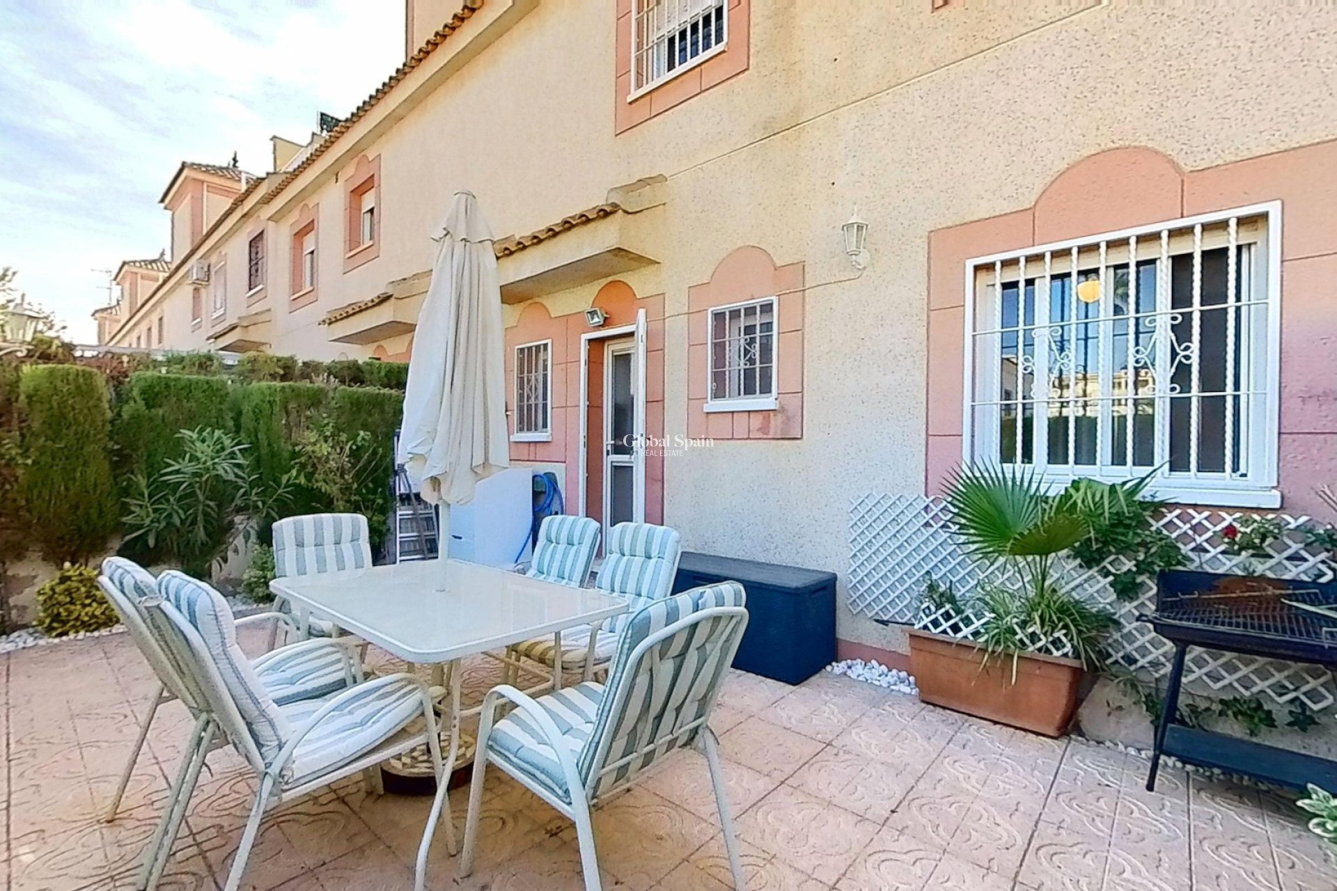 Resale - House -
ORIHUELA COSTA - Playa Flamenca