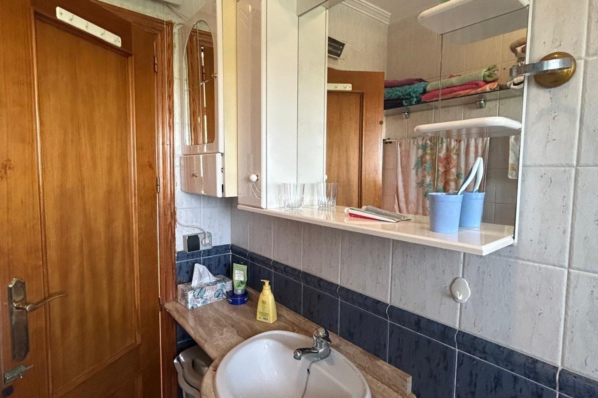 Resale - HOUSE -
ORIHUELA COSTA - Punta Prima