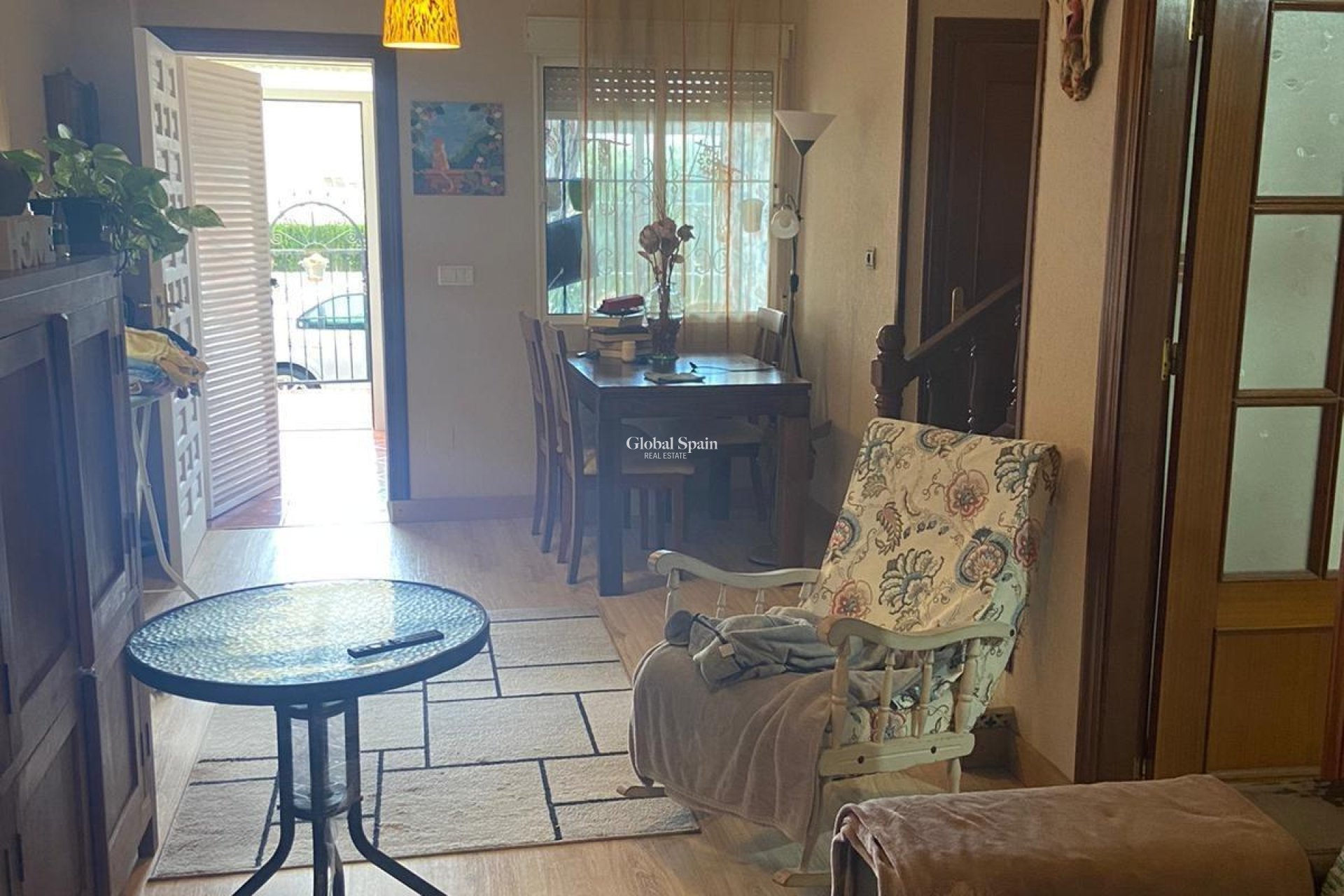 Resale - HOUSE -
ORIHUELA COSTA - Punta Prima