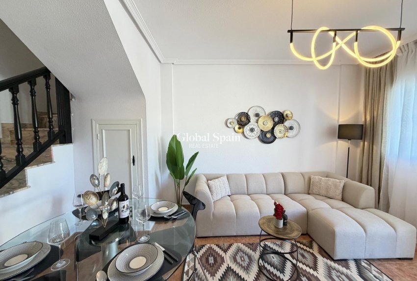 Resale - HOUSE -
ORIHUELA COSTA - Rocio Del Mar
