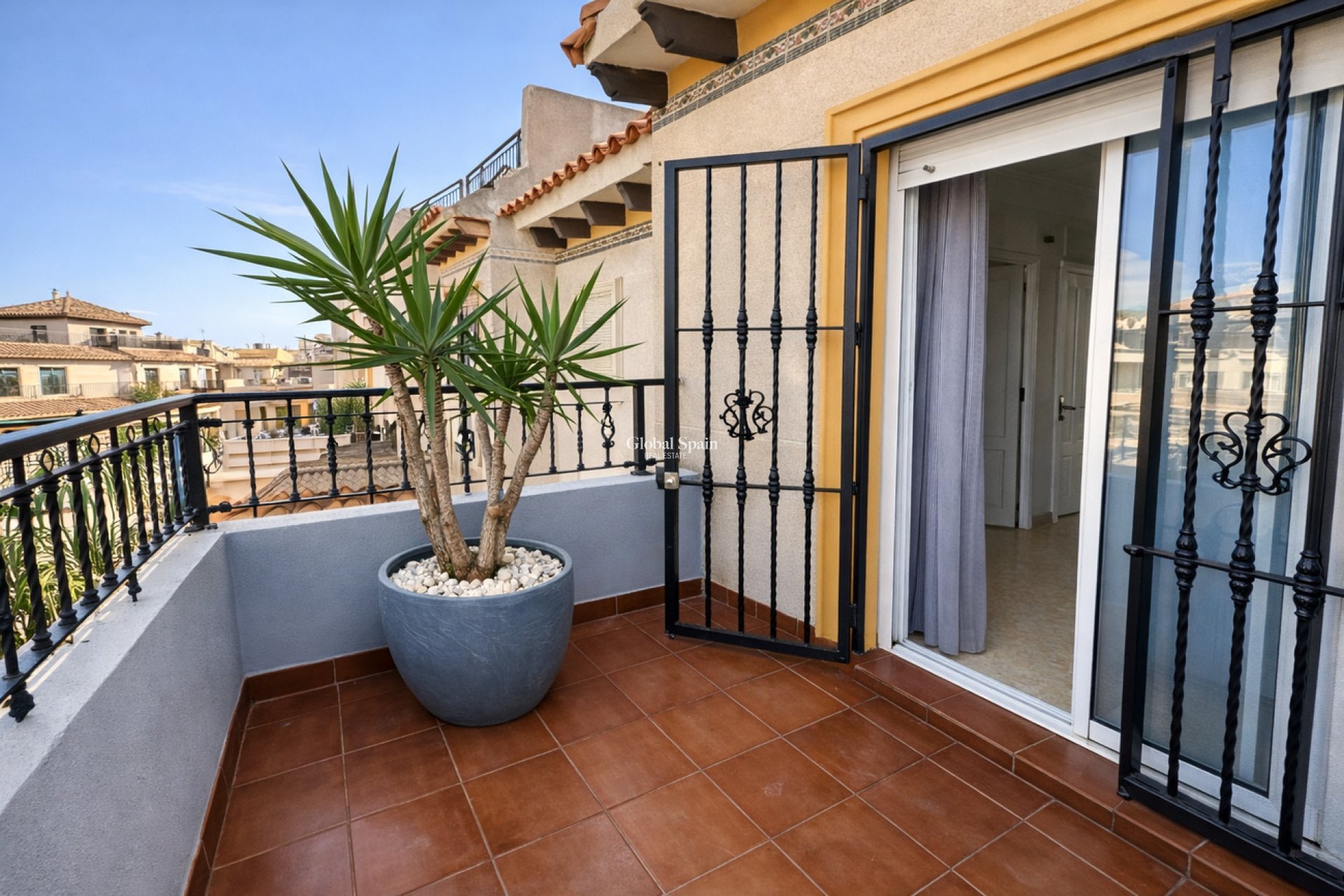 Resale - HOUSE -
ORIHUELA COSTA - Villa's San Jose IV