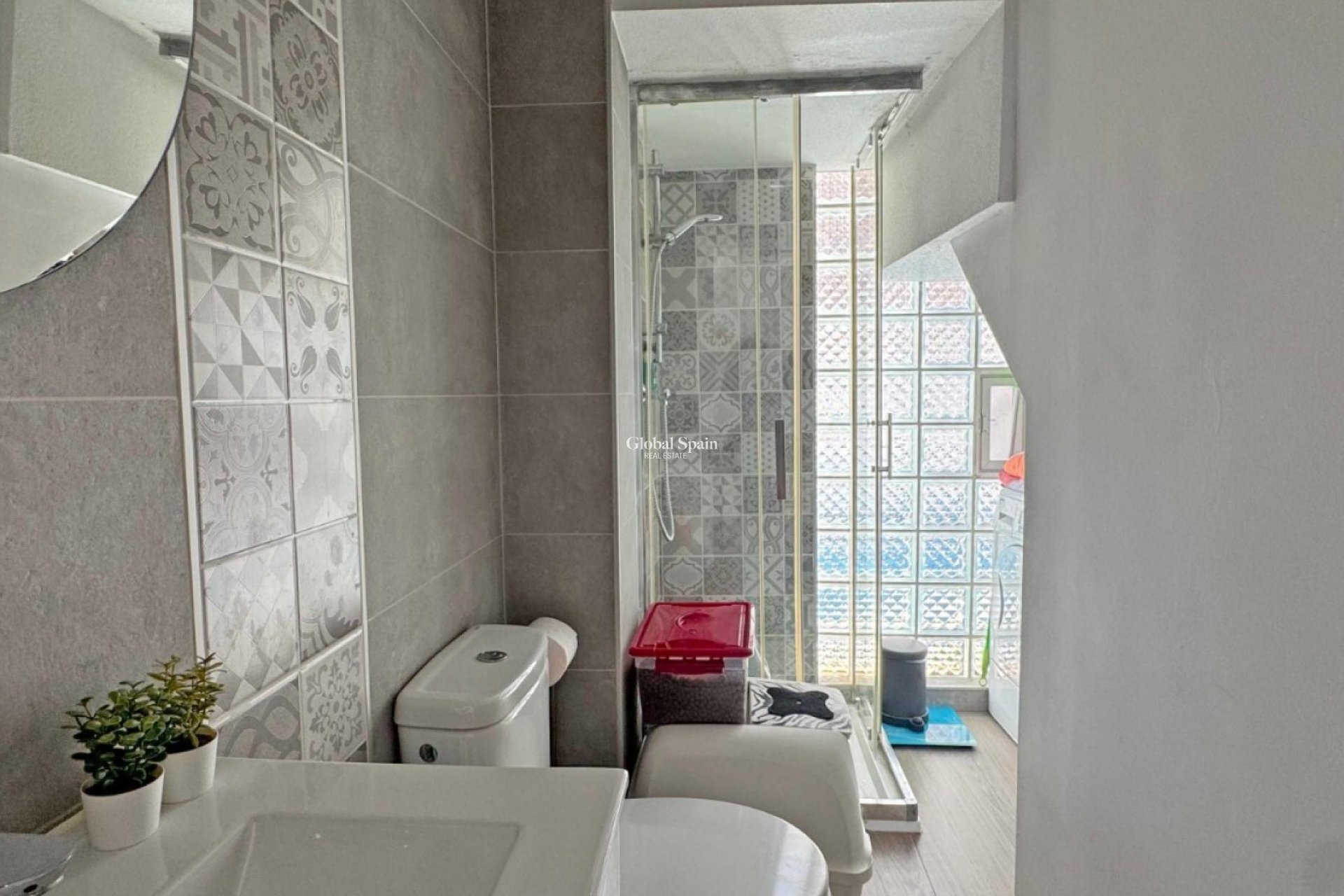 Resale - HOUSE -
ORIHUELA COSTA - VILLAMARTÍN