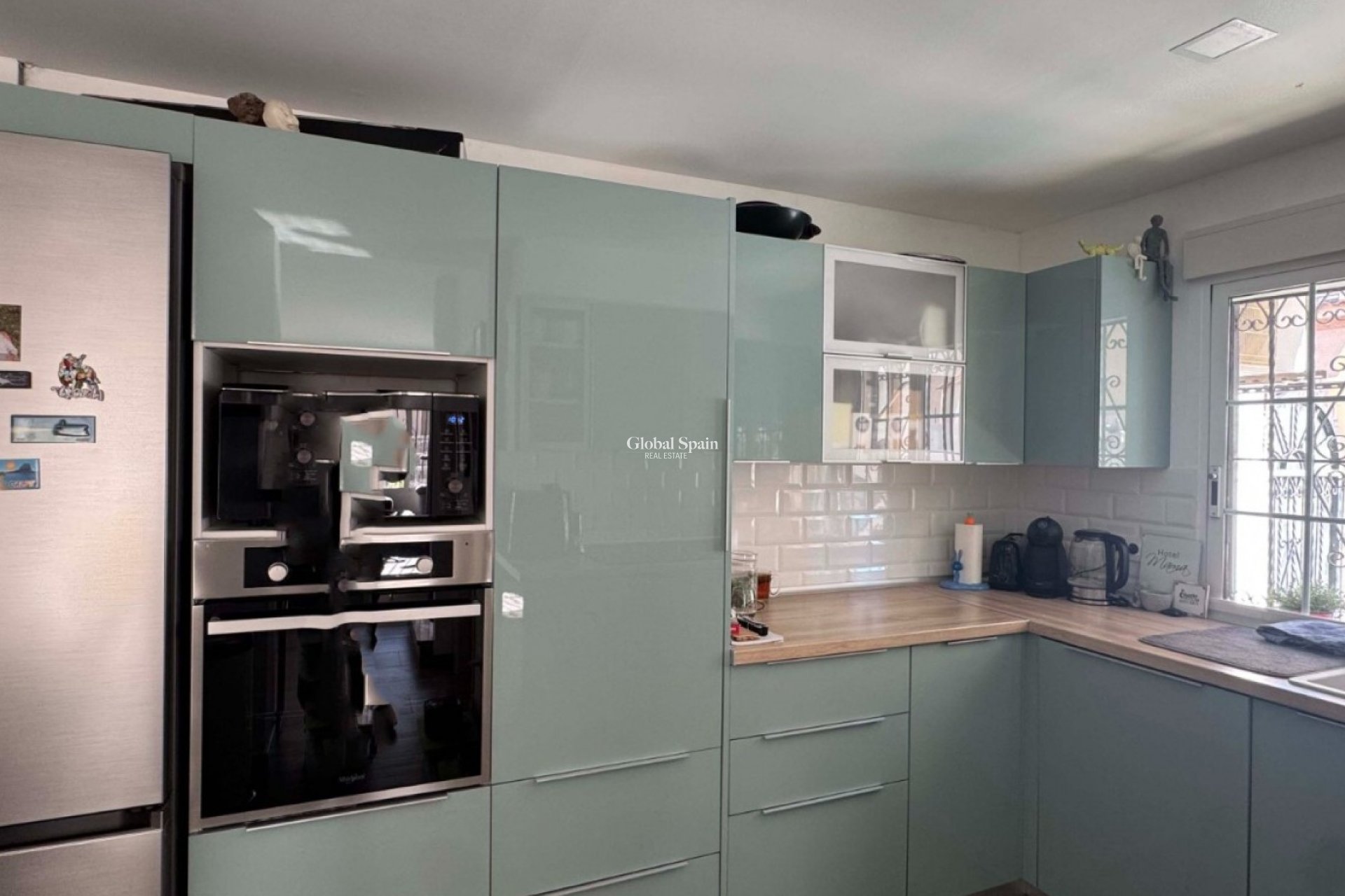 Resale - HOUSE -
ORIHUELA COSTA - VILLAMARTÍN