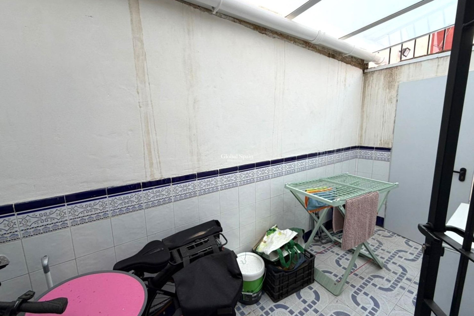 Resale - HOUSE -
ORIHUELA COSTA - VILLAMARTÍN