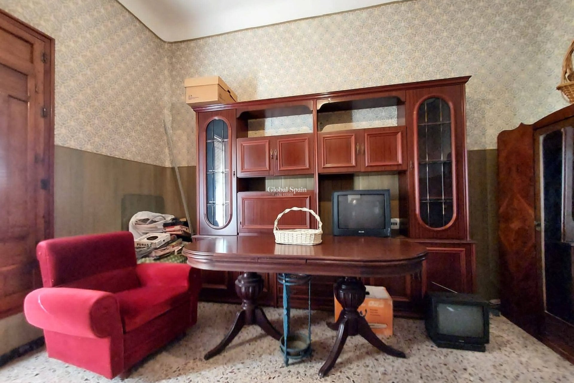 Resale - HOUSE -
ORIHUELA - Desamparados