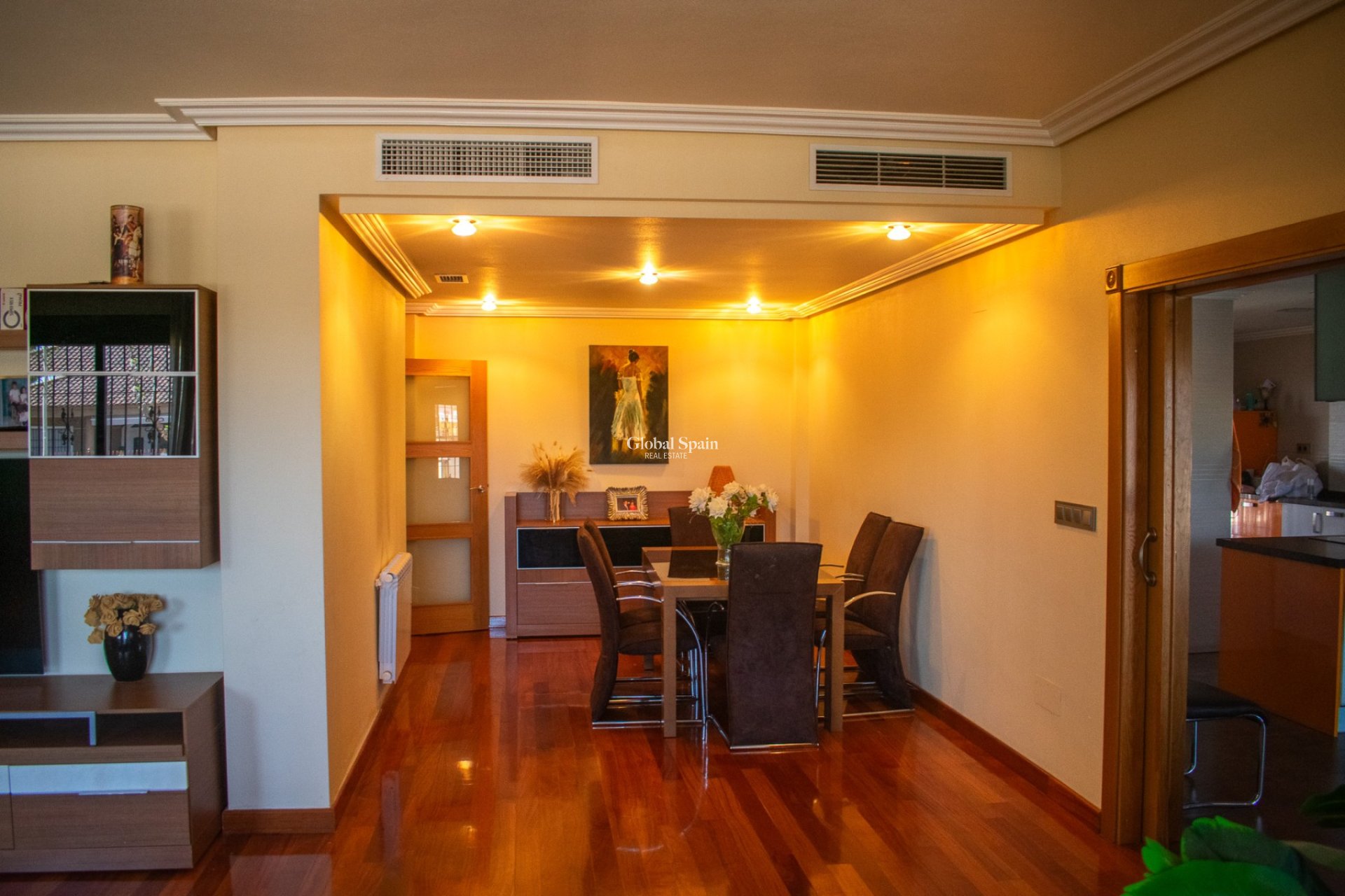 Resale - HOUSE -
ORIHUELA - El raal