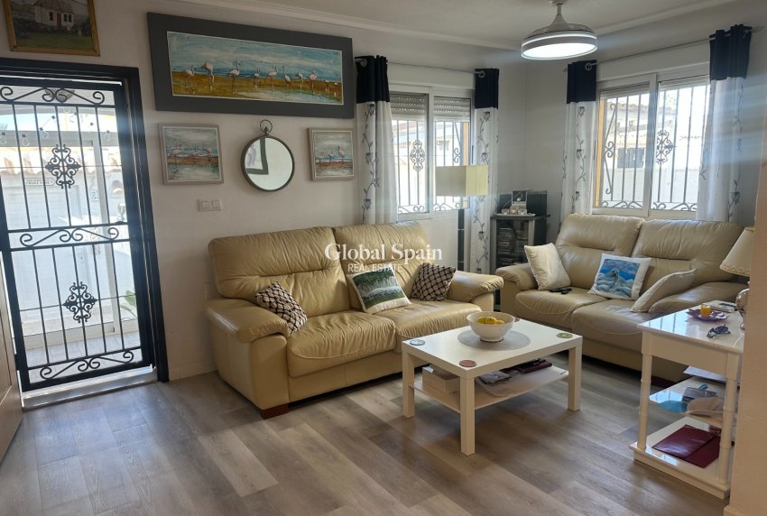 Resale - HOUSE -
ORIHUELA - Entre Naranjos