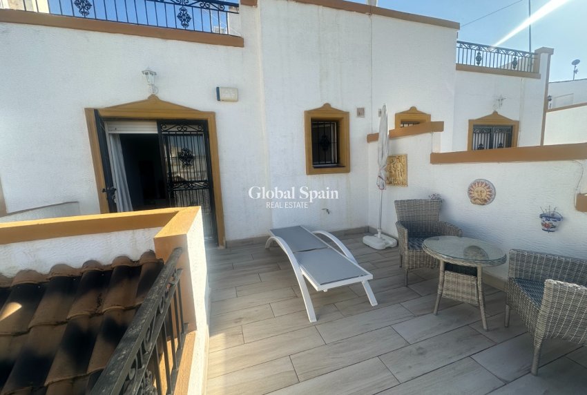 Resale - HOUSE -
ORIHUELA - Entre Naranjos