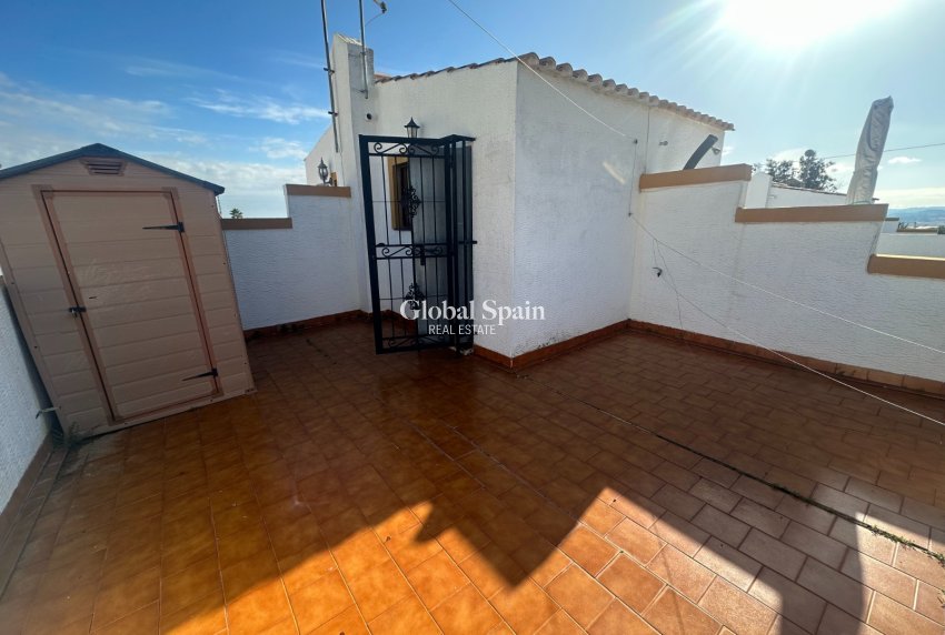Resale - HOUSE -
ORIHUELA - Entre Naranjos